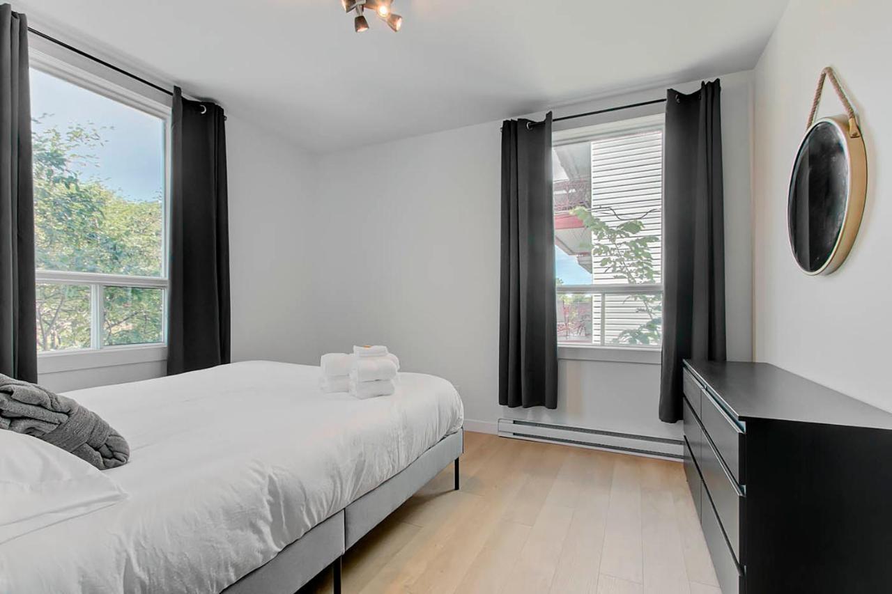 Les Appartements Du 300 Квебек Экстерьер фото