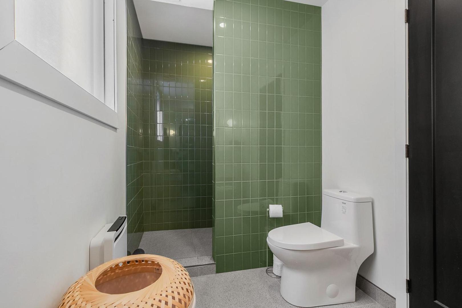 Les Appartements Du 300 Квебек Экстерьер фото